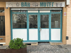 Barmutet (antigua Casa Galicia)