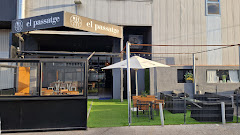 El Passatge By Padel Indoor Gavà