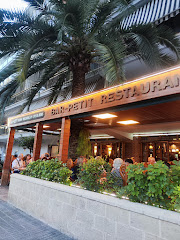 Petit Bar