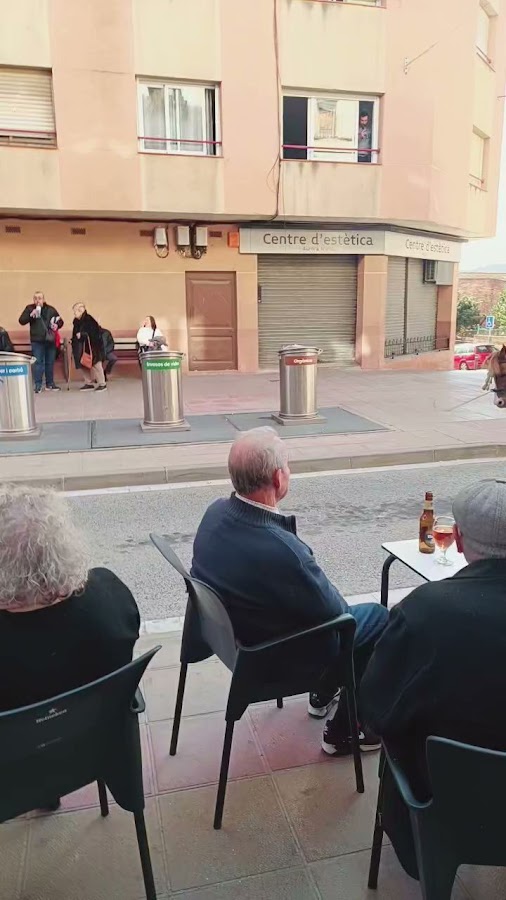 Bar E-J (BAR MAAN)