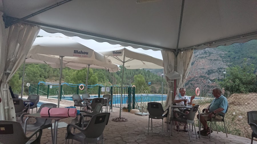 Bar Piscina Juan Eusebio and company