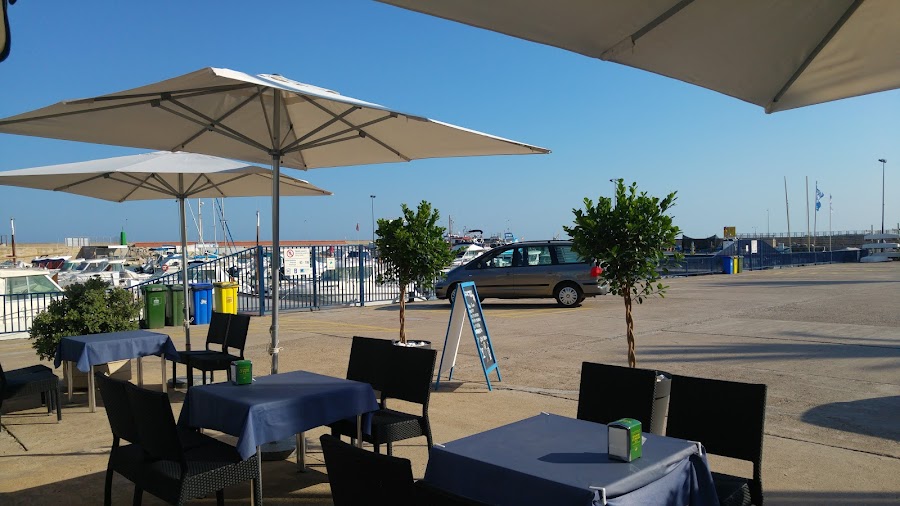 Bar restaurante El Nàutic Les Cases