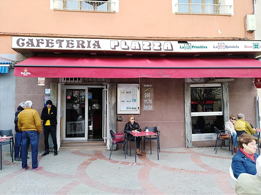 cafeteria plazza
