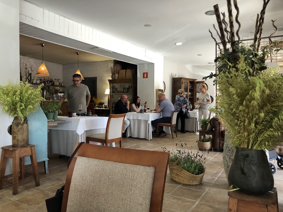 El Cruce Restaurant