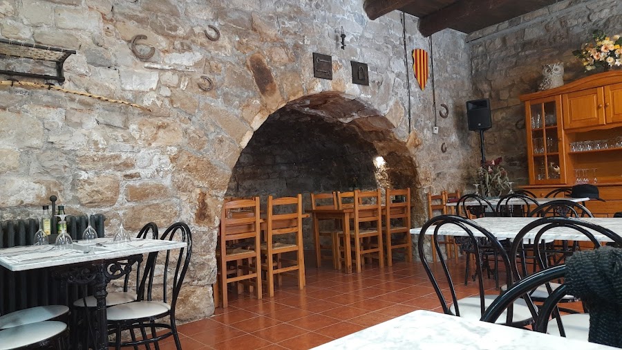 LA COVA DE ROCALLAURA