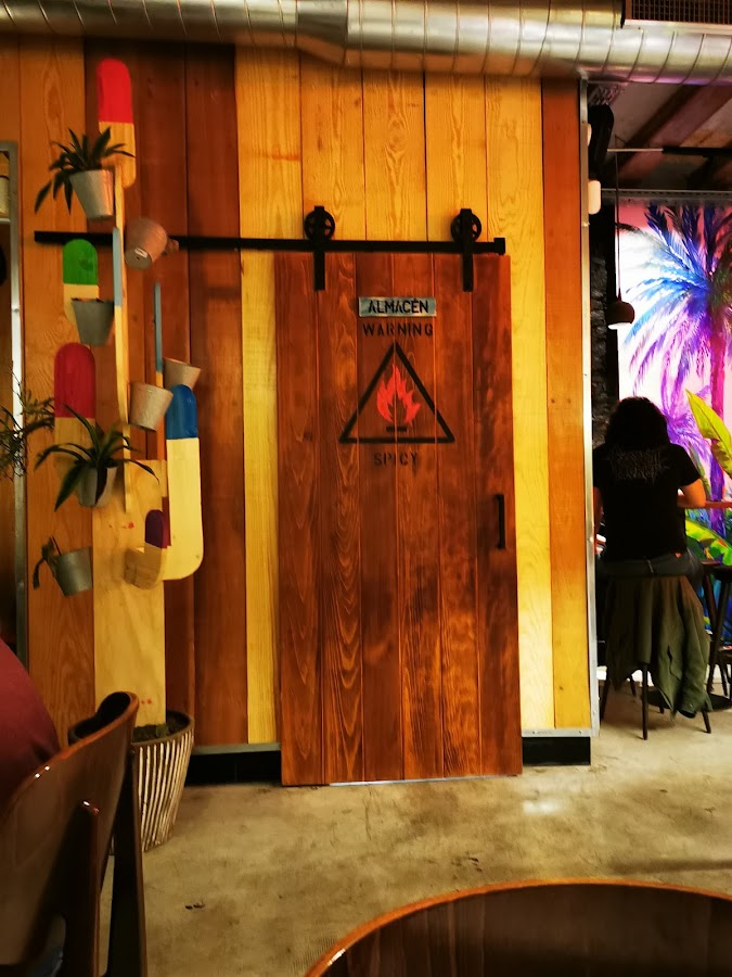 Las Tres Mentiras
