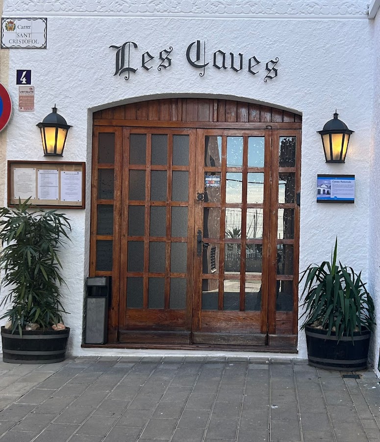 Les Caves Rekondo 