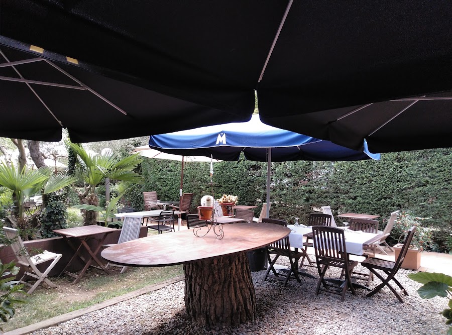 Oliveras Restaurant