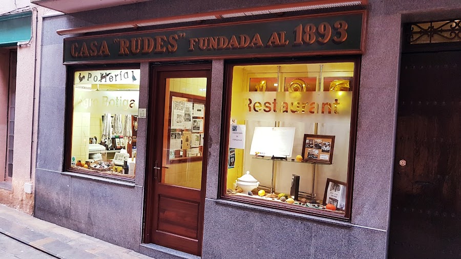 Restaurant vermuteria Casa Rudes desde 1893