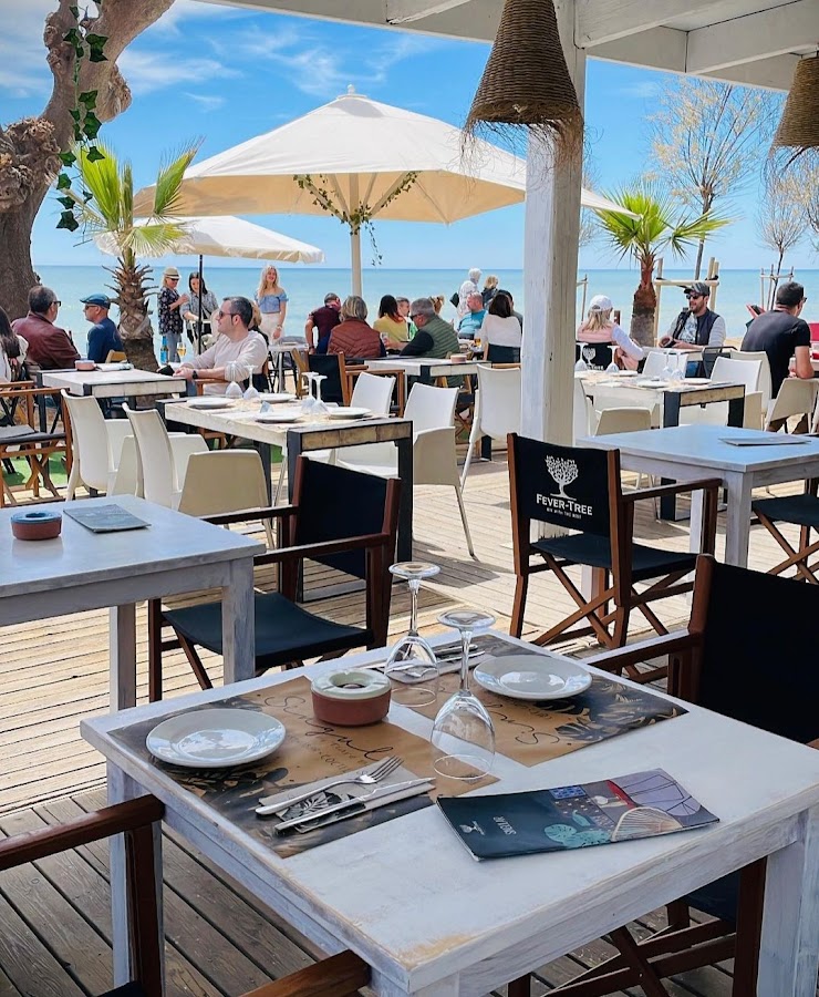 Tiare Beach Bar